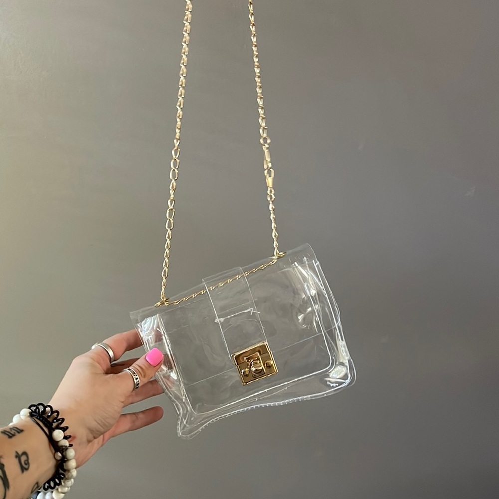 chain strap clear crossbody bag!!!